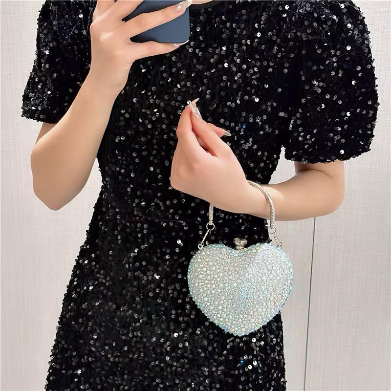 Radiant Heart Clutch – Luxury Statement Bag